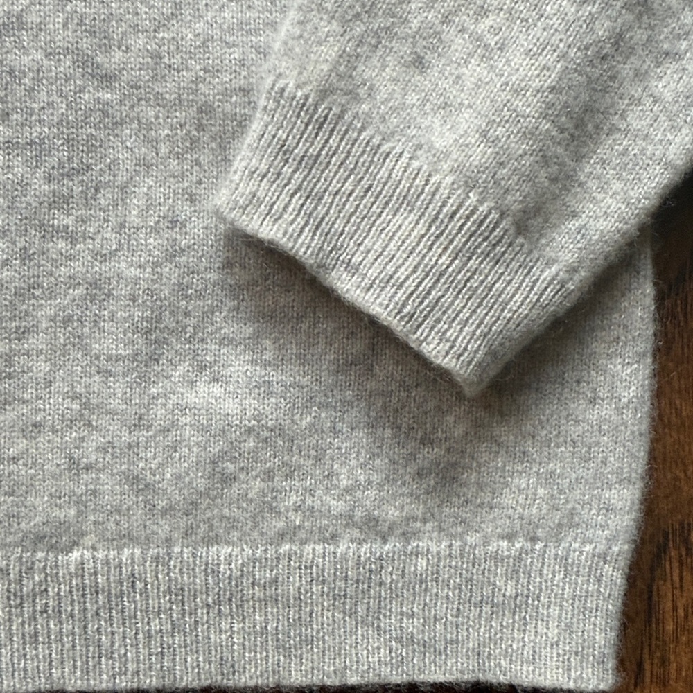 Charter Club Light Gray Cashmere Sweater, size small - Picture 4 of 5